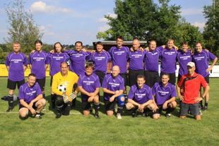 H.v.l.: Jürgen Slatina, Thomas Lebherz, Tobias Bolch, John Rudin, Andreas Zimmermann, Jörg Heimberg, Jörg Derfuß, Michael Kretzschmar, Reinhard Basener, Peter Gröppel, Manfred Gröppel<br>V.v.l.: Wolfgang Merkel, Martin Hering, Waldemar Schieberl, Jörg Wein, Peter Gruber, Michael Prohaska, Thomas Polster